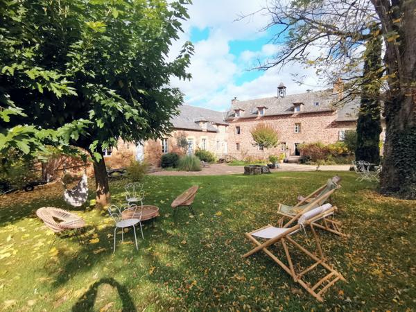 Espalion (12500) GR65, chemin de Saint jacques, Aveyron, magnifique couvent du 18ème, gîtes, maison d’hôtes ,entièrement rénové