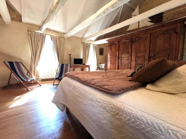 Espalion (12500) GR65, chemin de Saint jacques, Aveyron, magnifique couvent du 18ème, gîtes, maison d’hôtes ,entièrement rénové