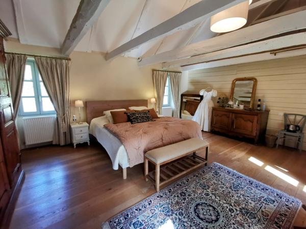 Espalion (12500) GR65, chemin de Saint jacques, Aveyron, magnifique couvent du 18ème, gîtes, maison d’hôtes ,entièrement rénové