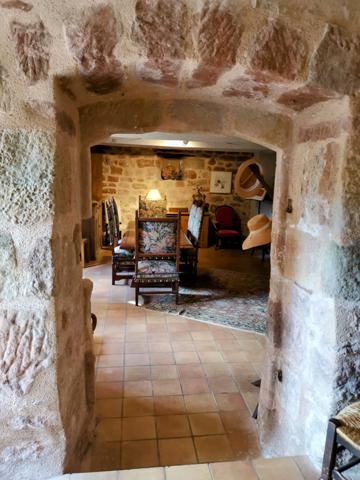 Espalion (12500) GR65, chemin de Saint jacques, Aveyron, magnifique couvent du 18ème, gîtes, maison d’hôtes ,entièrement rénové