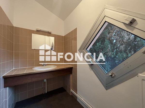 Location Appartement 3 pièces 66.2 m² - RUE LITTRE Perigueux 24000