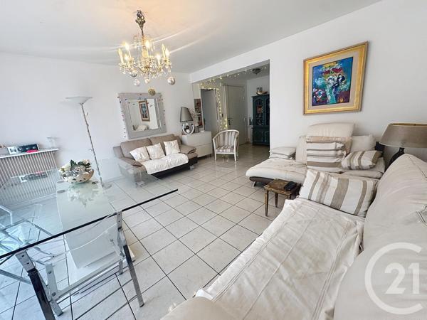 Appartement T4 à vendre  4 pièces - 86,78 m2 MARSEILLE - 13008