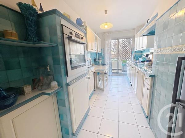 Appartement T4 à vendre  4 pièces - 86,78 m2 MARSEILLE - 13008