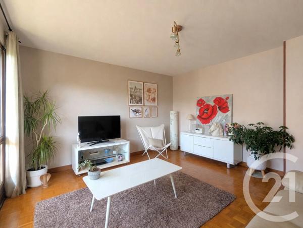 Appartement T3 à vendre  3 pièces - 77,49 m 2   AIX LES BAINS  - 73