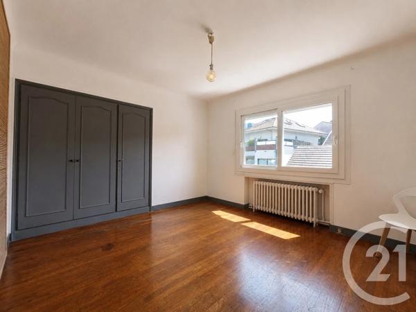 Appartement T3 à vendre  3 pièces - 77,49 m 2   AIX LES BAINS  - 73
