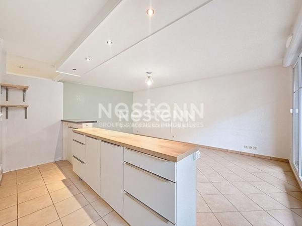 Morangis  3 pieces en rez-de-jardin avec exterieur et garage-double