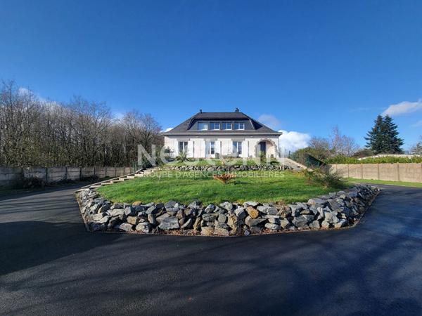 Maison spacieuse 6 chambres à vendre à Pont Saint Martin