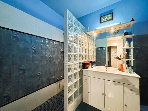 PORT FREJUS 2. Appartement 5 pièces 102 m2