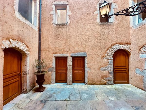 Appartement à vendre 7 pièces NANTUA (01)