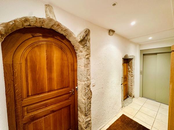 Appartement à vendre 7 pièces NANTUA (01)