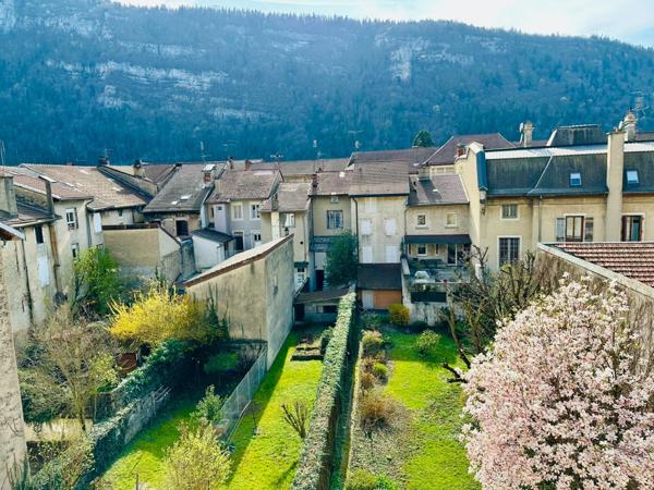 Appartement à vendre 7 pièces NANTUA (01)