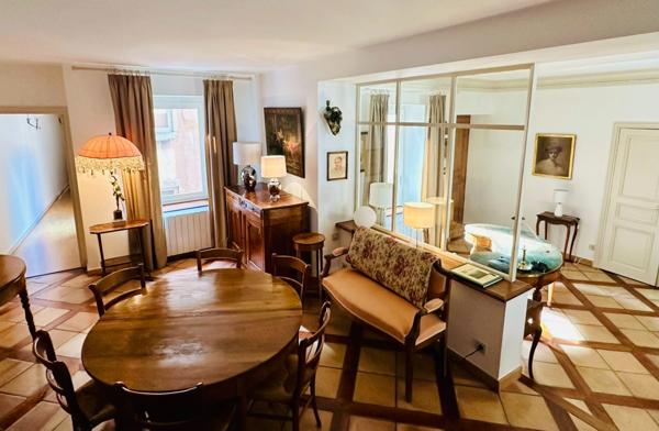 Appartement à vendre 7 pièces NANTUA (01)