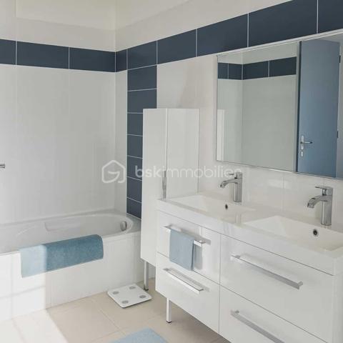 Maison contemporaine de 205 m²