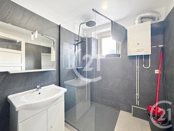 Appartement T3 à vendre  3 pièces - 58,49 m2 BELFORT - 90