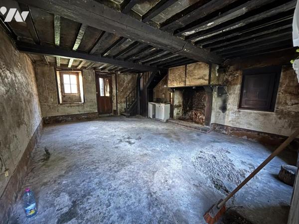 Entièrement à rénover, maison d’habitation 