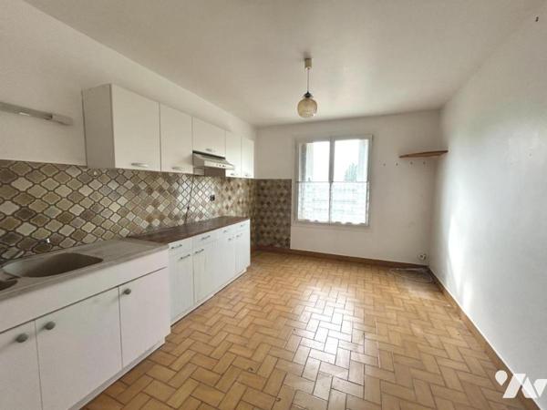 SAINT BRICE COURCELLES APPART 4 PIECES AVEC GARAGE