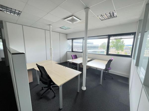 Bureaux Cournon D Auvergne 584 m2 divisible - Pro Immo