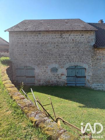 Maison à vendre 6 pièces 218 m² Saint-Amand-Jartoudeix