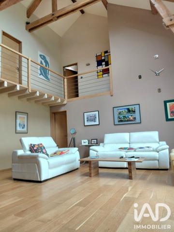 Maison à vendre 6 pièces 218 m² Saint-Amand-Jartoudeix