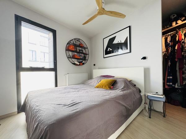 Superbe Appartement T4, avec terrasse et parking Bordeaux Chartrons