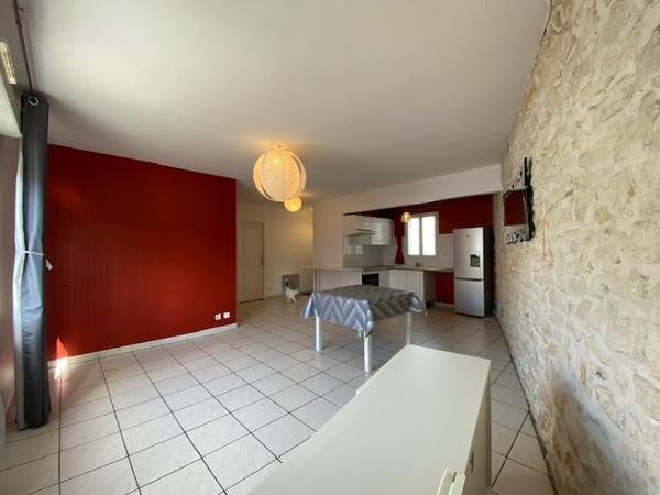 Saujon (17600) Cœur SAUJON appartement T3 / 2 chambres