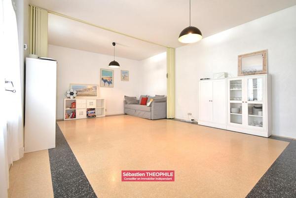 Maison proche commerces et océan