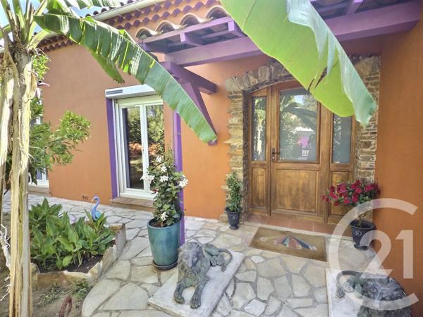 Maison à vendre  5 pièces - 103,78 m 2   LA LONDE LES MAURES  - 83
