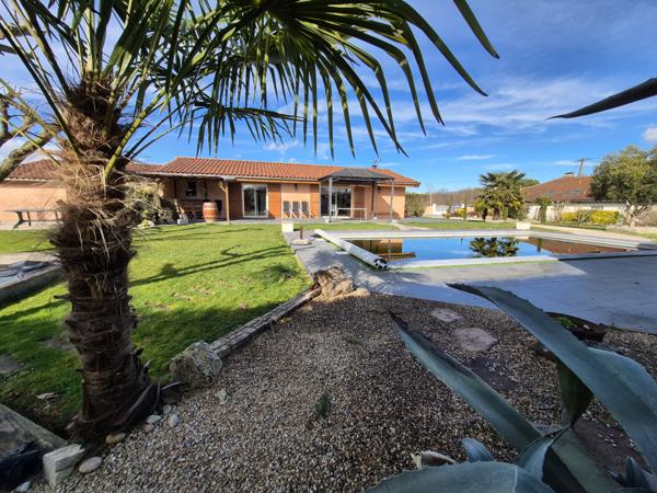 Vic-en-Bigorre (65500) Maison NOUILHAN