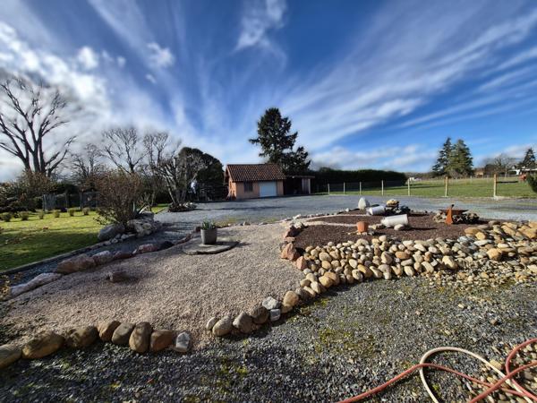 Vic-en-Bigorre (65500) Maison NOUILHAN