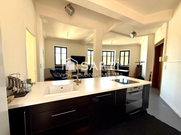 APPARTEMENT STYLE HAUSSMANNIEN CENTRE VILLE LONGWY BAS A 2 PAS DE LA GARE 3 CHAMBRES 1 CAVE