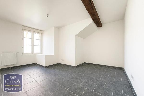 Appartement à louer 2 pièces 73.4m² Valenciennes (59300)