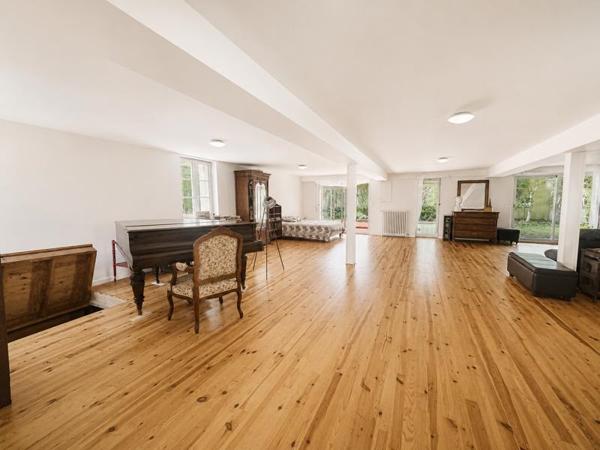 Maison à vendre 725 000 € Bordeaux 5 p 206 m² DPE D