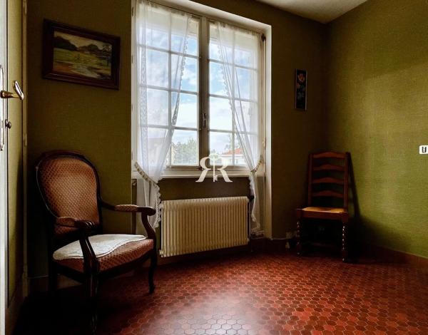 Vente Maison à Pont du chateau - 7 pièces, 148 m² | Raymond immobilier