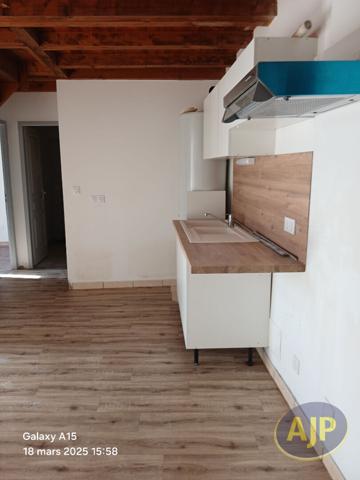 Location appartement Saint Jean D Angely : 600 € - AJP Immobilier Saintes