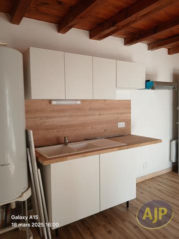 Location appartement Saint Jean D Angely : 600 € - AJP Immobilier Saintes