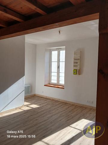 Location appartement Saint Jean D Angely : 600 € - AJP Immobilier Saintes