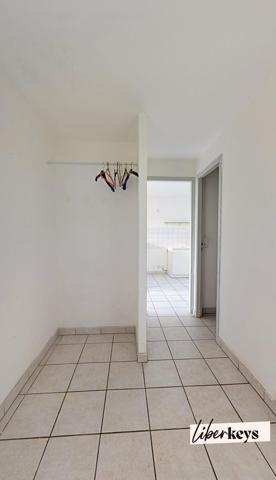 THEZAN-DES-CORBIERES : Appartement T2 lumineux de 60m² vendu loué