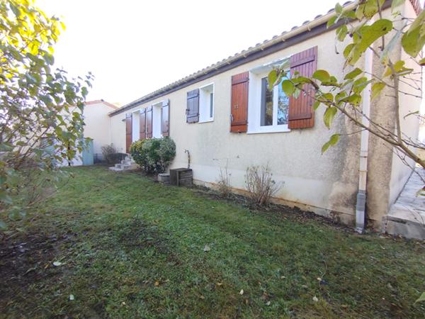 Maison Saintes 4 pièce(s) 90 m2