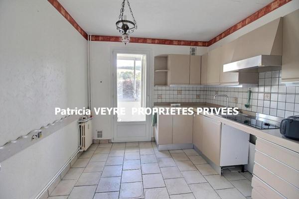 Saint-Étienne (42100) Appartement T4 de 81 m², 3 chambres,  balcon, garage et cave