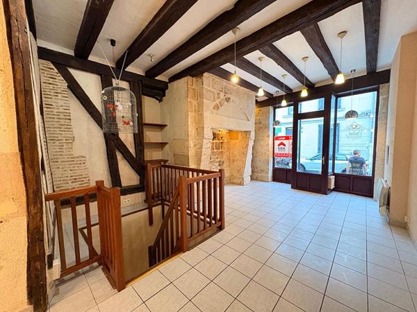 Local Commerciale - 66.71 m² - Michel Colombe