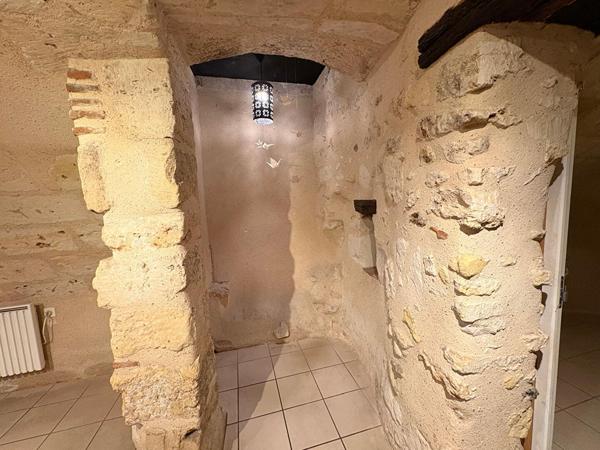 Local Commerciale - 66.71 m² - Michel Colombe