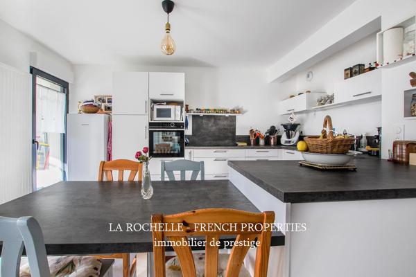APPARTEMENT - 3 PIECES - PARKINGS - TERRASSE - SAINT ELOI/ROMPSAY - LA ROCHELLE