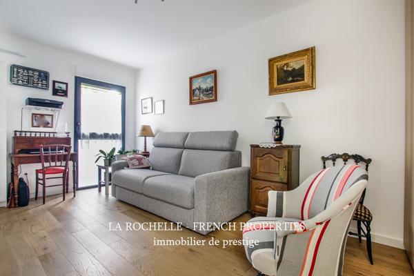 APPARTEMENT - 3 PIECES - PARKINGS - TERRASSE - SAINT ELOI/ROMPSAY - LA ROCHELLE