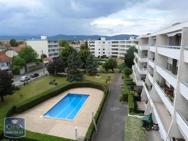 Appartement à louer 4 pièces 101.04m²