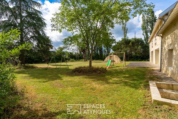 Maison familiale d’exception avec piscine chauffée et grandes dépendances à Carquefou Gravaudière