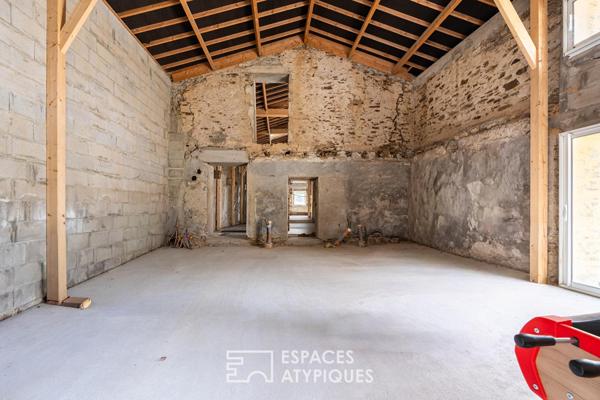 Maison familiale d’exception avec piscine chauffée et grandes dépendances à Carquefou Gravaudière