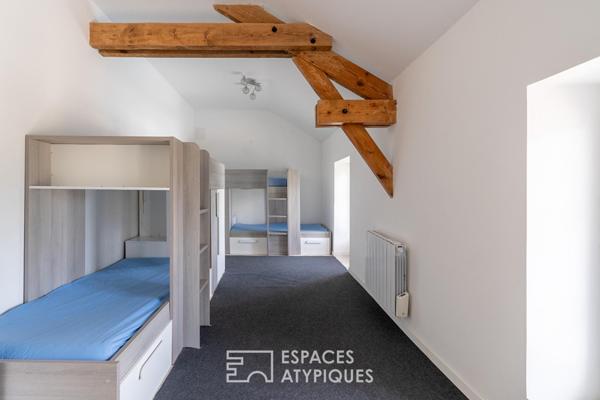Maison familiale d’exception avec piscine chauffée et grandes dépendances à Carquefou Gravaudière