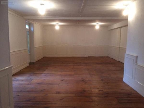 Immeuble à vendre à Fléré-la-Rivière dans l'Indre (36700), ref : 1036472 / 1V