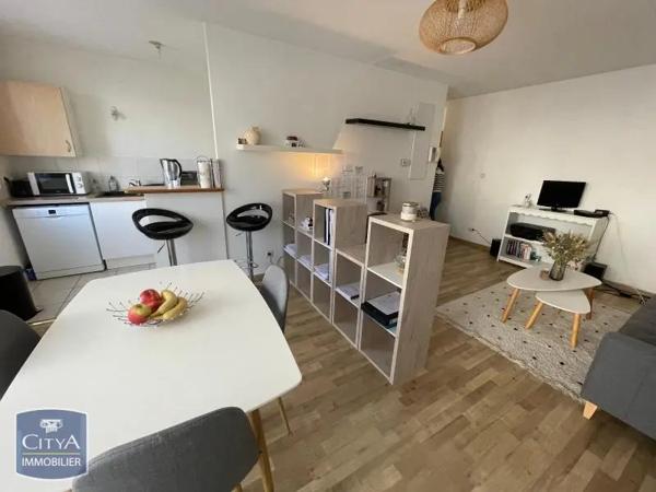 Appartement à louer 2 pièces 44.59m² Tours (37000)