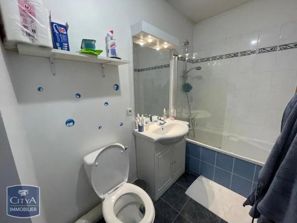 Appartement à louer 2 pièces 44.59m² Tours (37000)